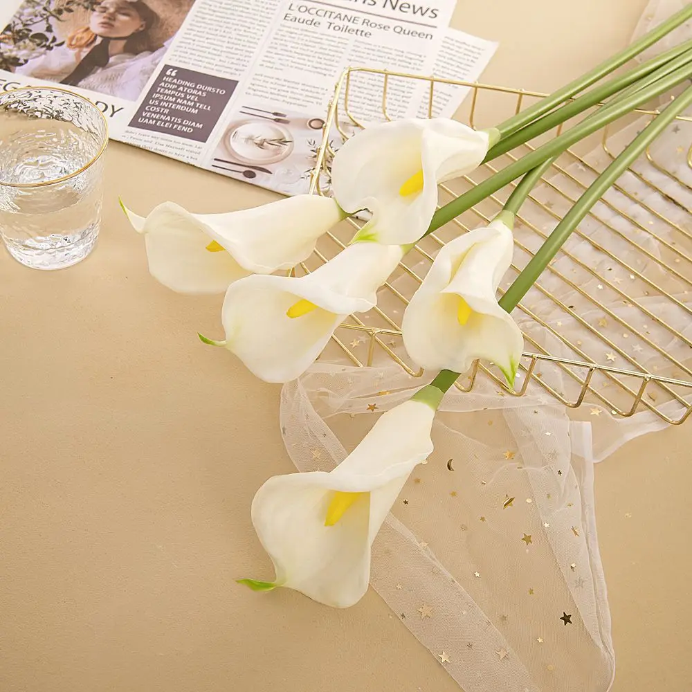 Palmy Sea Cucumber Flower Long Branch Horseshoe Artificial Flower Handheld  Decoration Wedding Flower