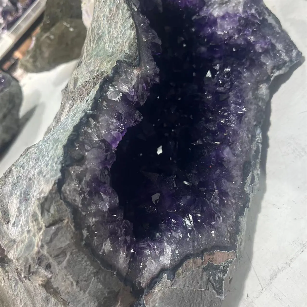 Bulk Wholesale Large Amethyst Geode Clusters Crystals Healing Stones Large Amethyst Cave Geode Clusters
