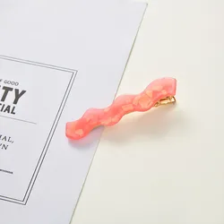 South Korea Hot Selling Fashion Duck Beak Clip Plastic Hair Clip In Wavy Shape Color Temperament Elegant Hair Accessories