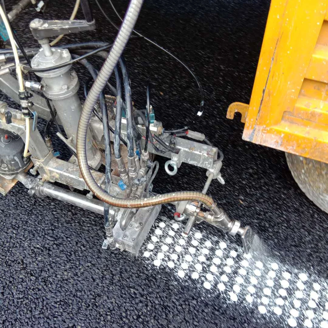 Cold plastic  dotted line vibrate line road marking truck road marking machines