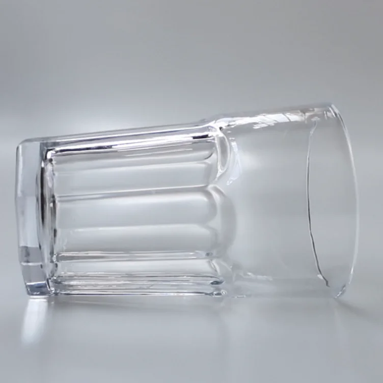 clear drinking glass tumbler