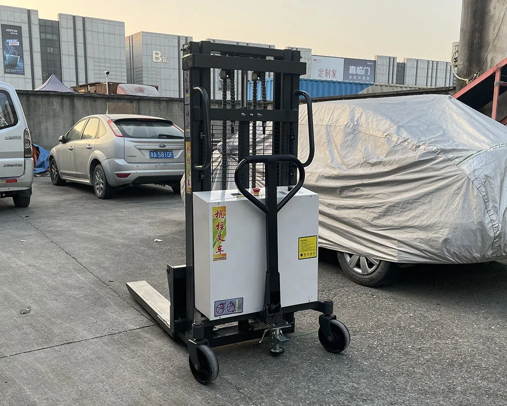 New Product 1.5t 2m Hydraulic Pallet Forklift Battery Small Semi Electric Stacker