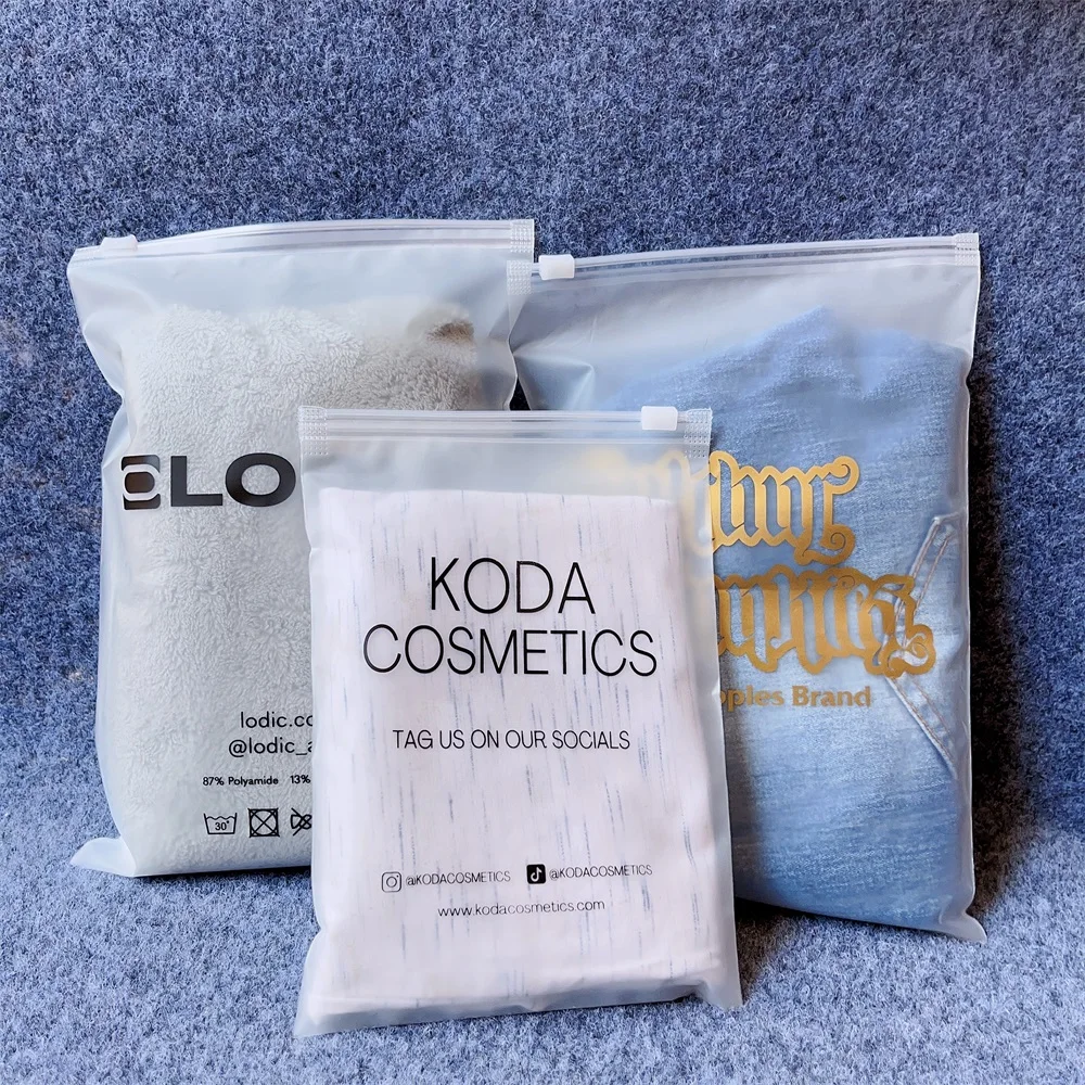 Low Moq Custom Logo Printing Zipper Plastic Bag With Zip Lock Slider Eva Frosted Color For Clothing Packing Poly Bag