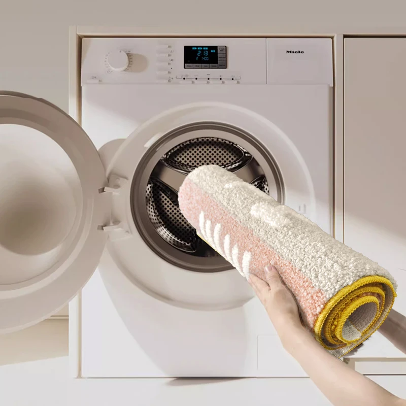 Hot Style Cartoon Red Smile Mushroom Fluffy Water Absorbent Bath Mat Non Slip Shaped Tufted Door Mats for Livingroom Kidsroom