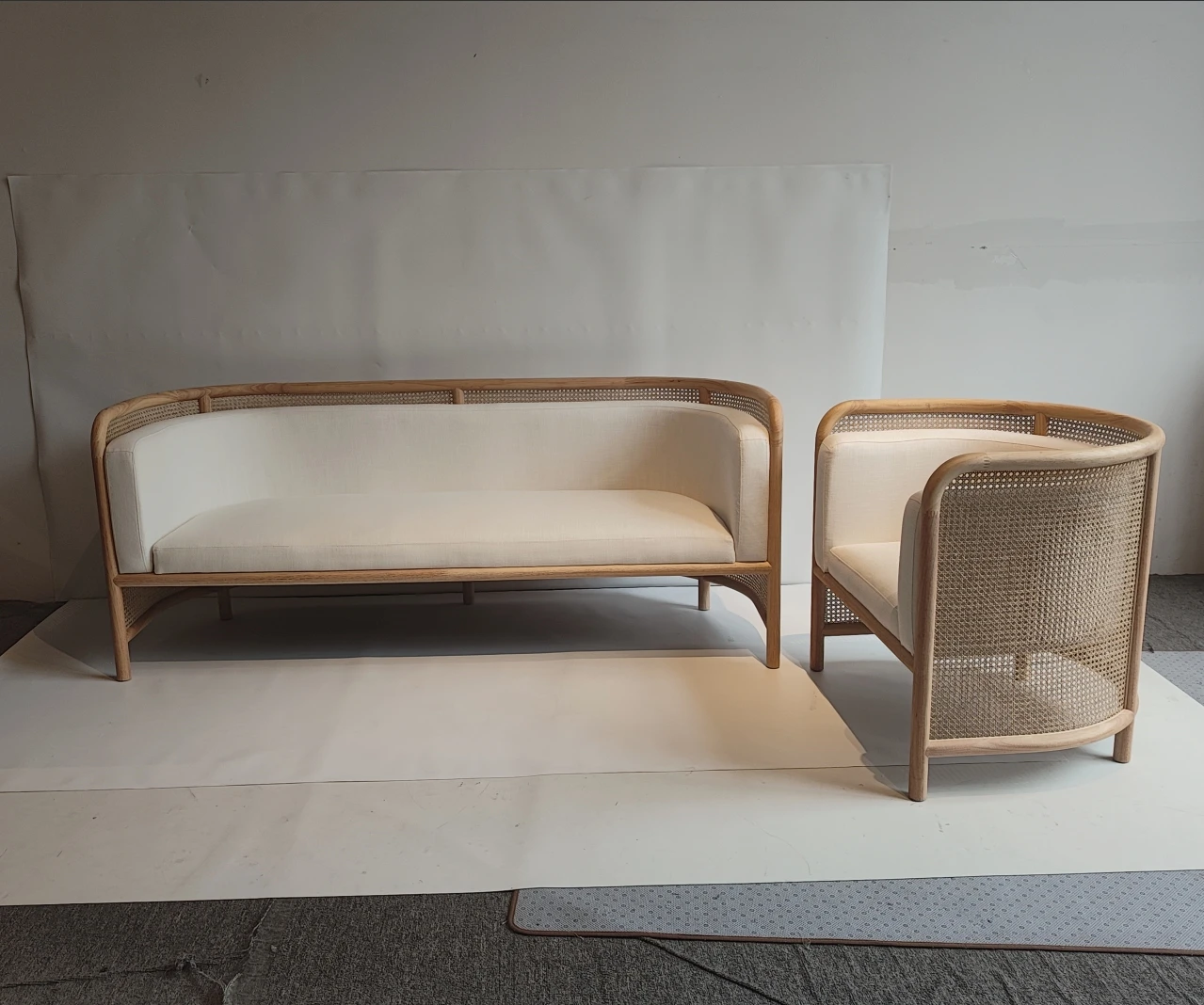 Wholesaler cheaper price solid wooden wedding sofa Wooden rattan cane Back wedding sofas for living room
