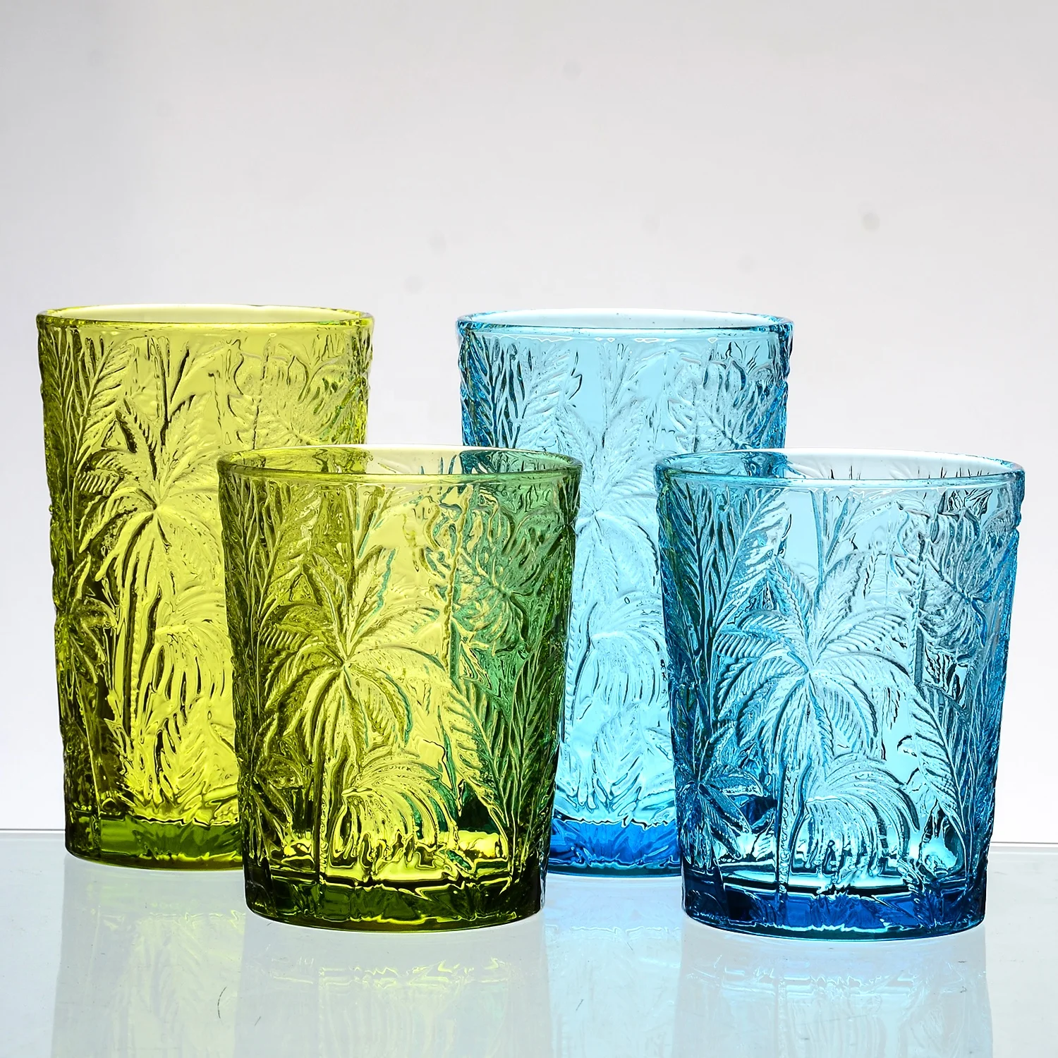 Wholesale Vintage Retro Coconut Tree Embossed Pressed Goblet Blue Pink Green Colored Glassware Cup Wine Glasses