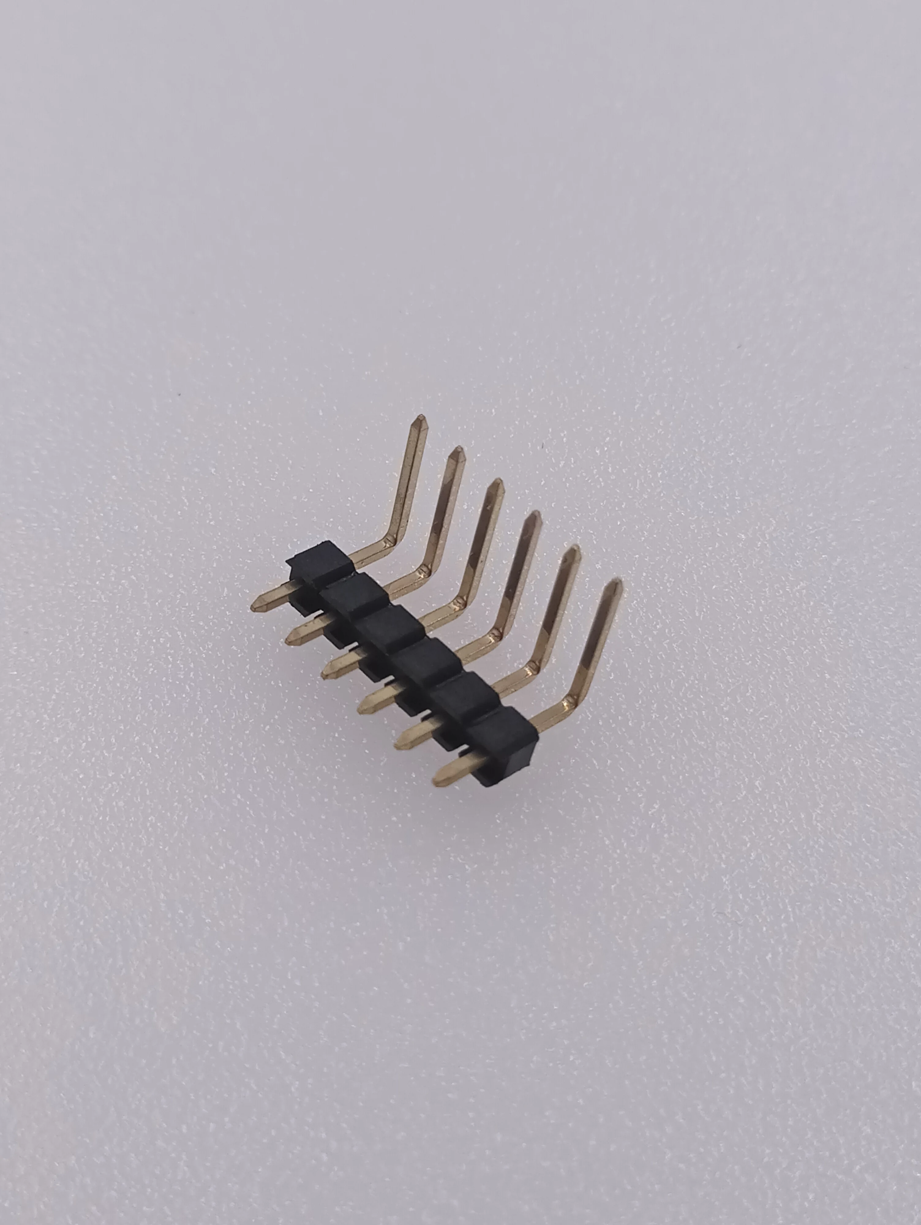 Pitch 2.54mm pin header 1x6Pin pcb connector Right angle PCB Mount