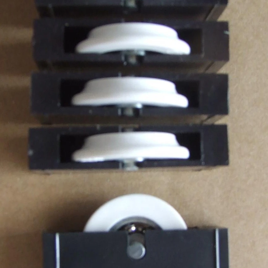 Hot selling in China Oval Glass T cutter tools guide roller for spare parts