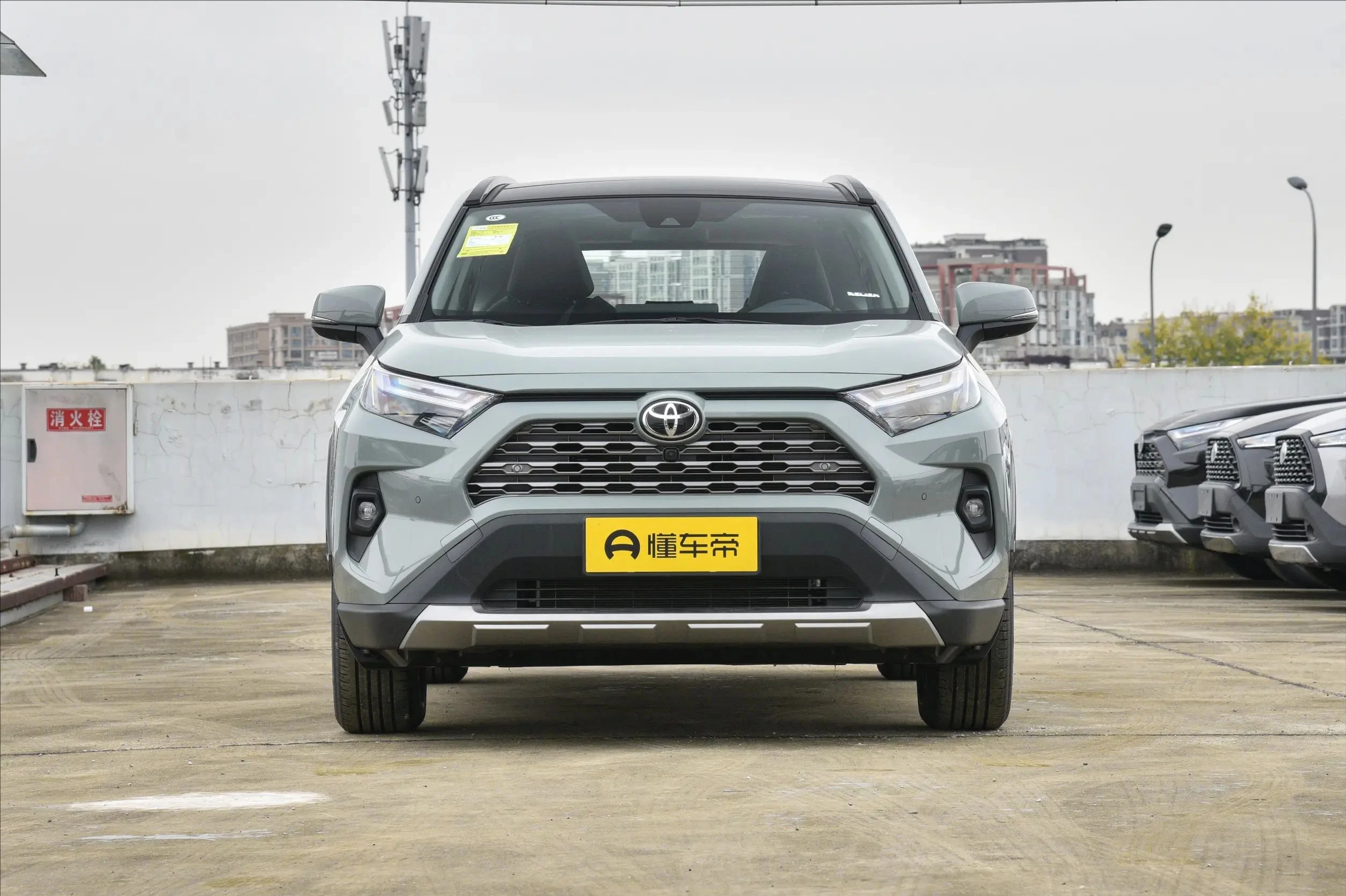 Rav-4 2024 Toyot-a  2.0L CVT 2WD Fashion PLUS Edition Compact SUV Fuel Vehicle Cheap  Gas Petrol cars New Vehicle