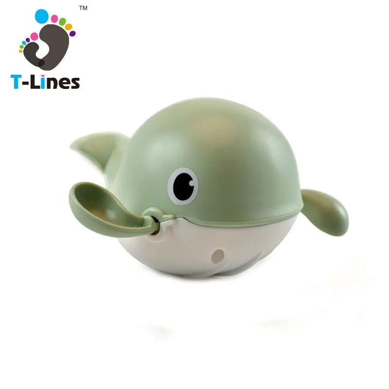 Children playing water toys baby bathing toy wind-up dolphin swimming kids bath toys
