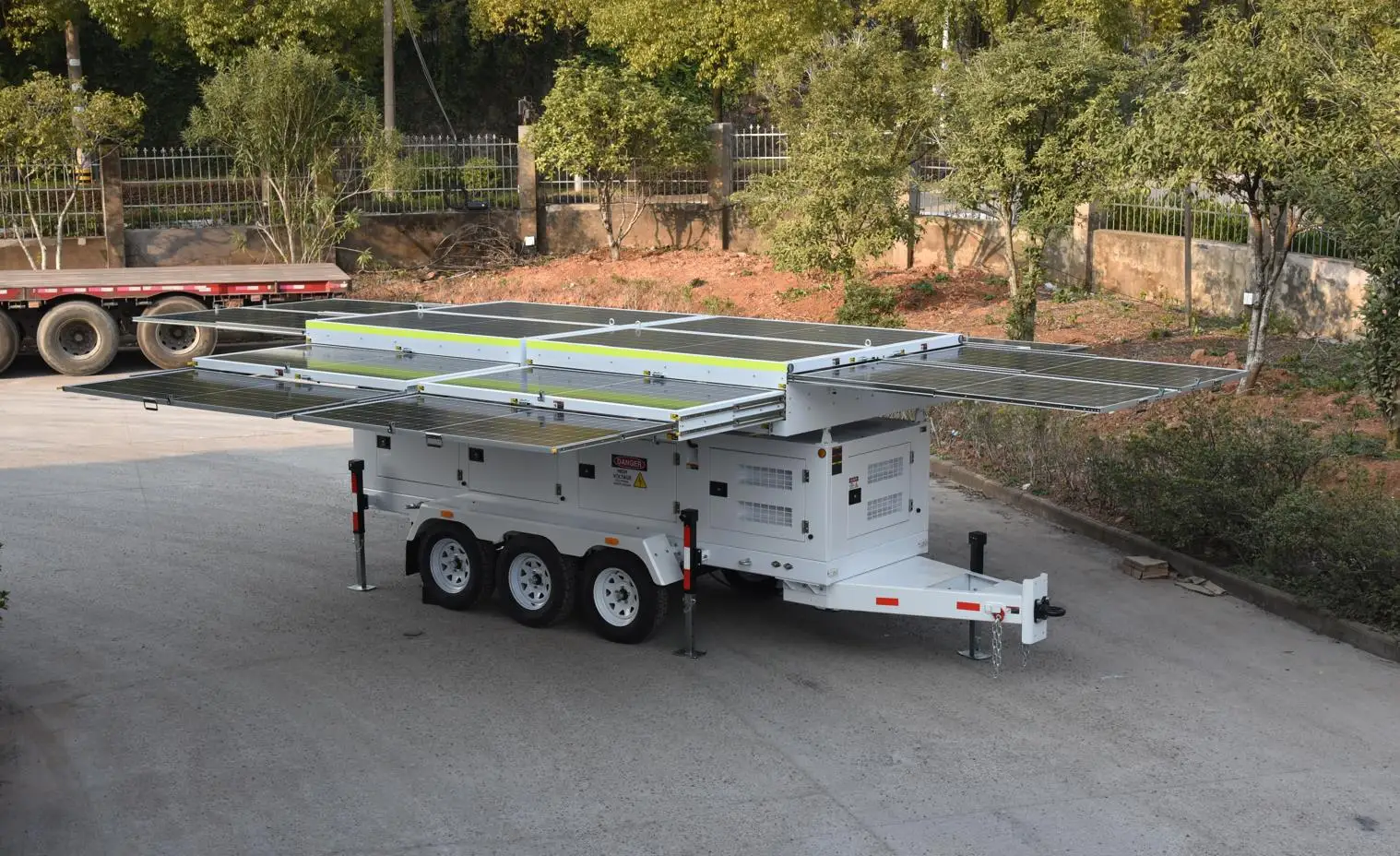 Hydraulic Angle Adjustment 8KW Lithium Battery Mobile Solar Diesel Hybrid Generator Trailer