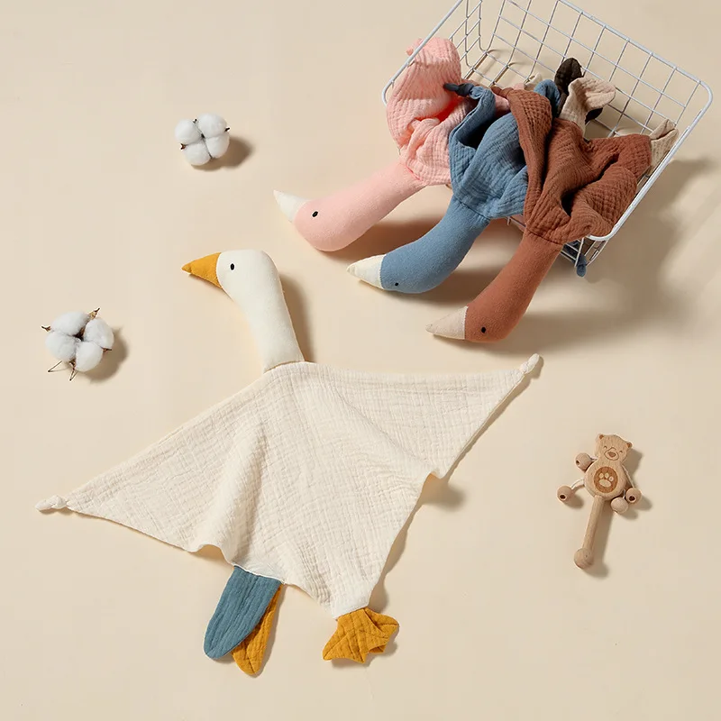 Hot Sale 0-1 Years Old Lovely Big Goose 100% Cotton Gauze Hand Puppet Sleeping Toys Nursing Security Blanket Baby Appease Towel