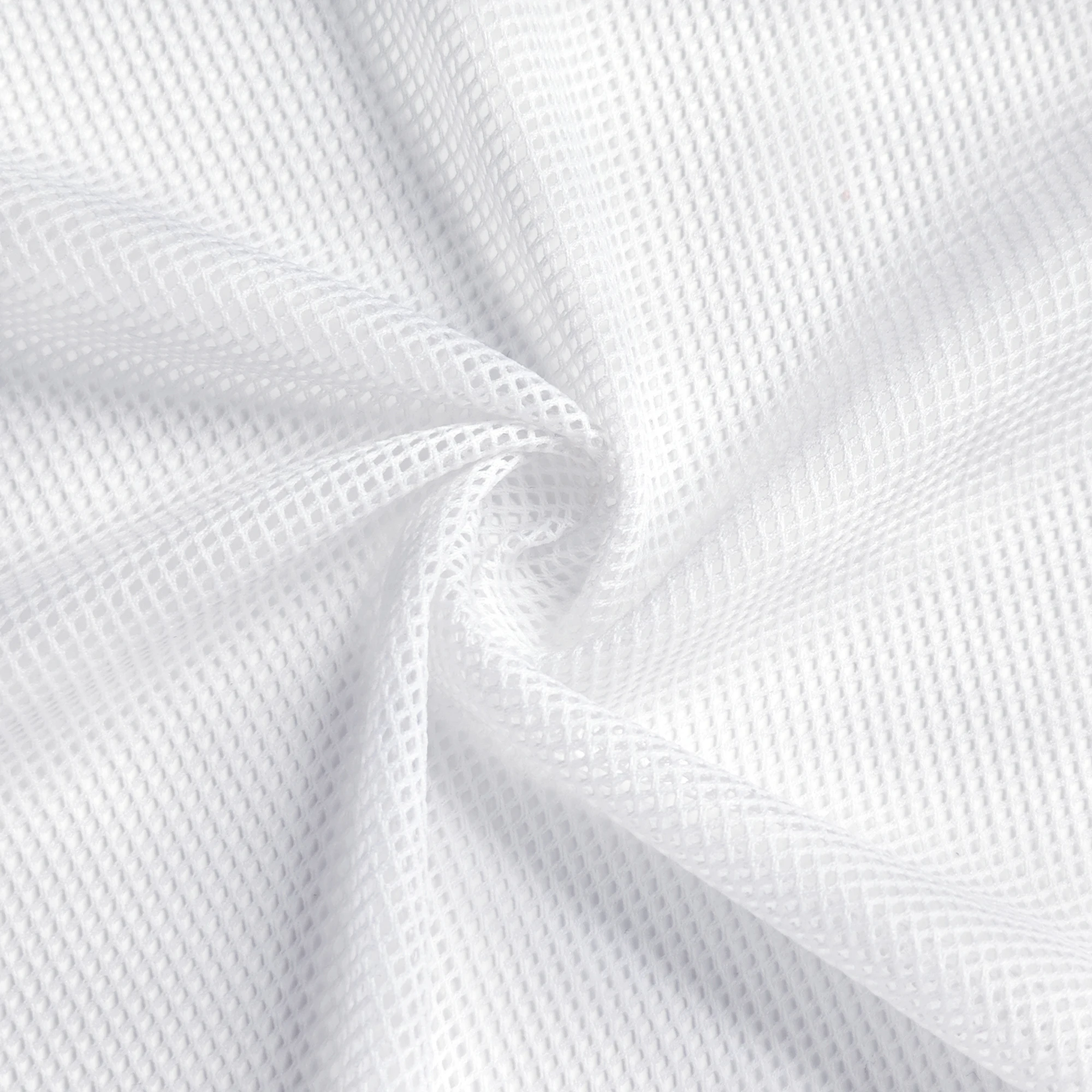 Sustainable Lightweight 65gsm 75D 100% Polyester Low Stretch Warp 2x2 Rhombus Mesh Fabric For Sportswear