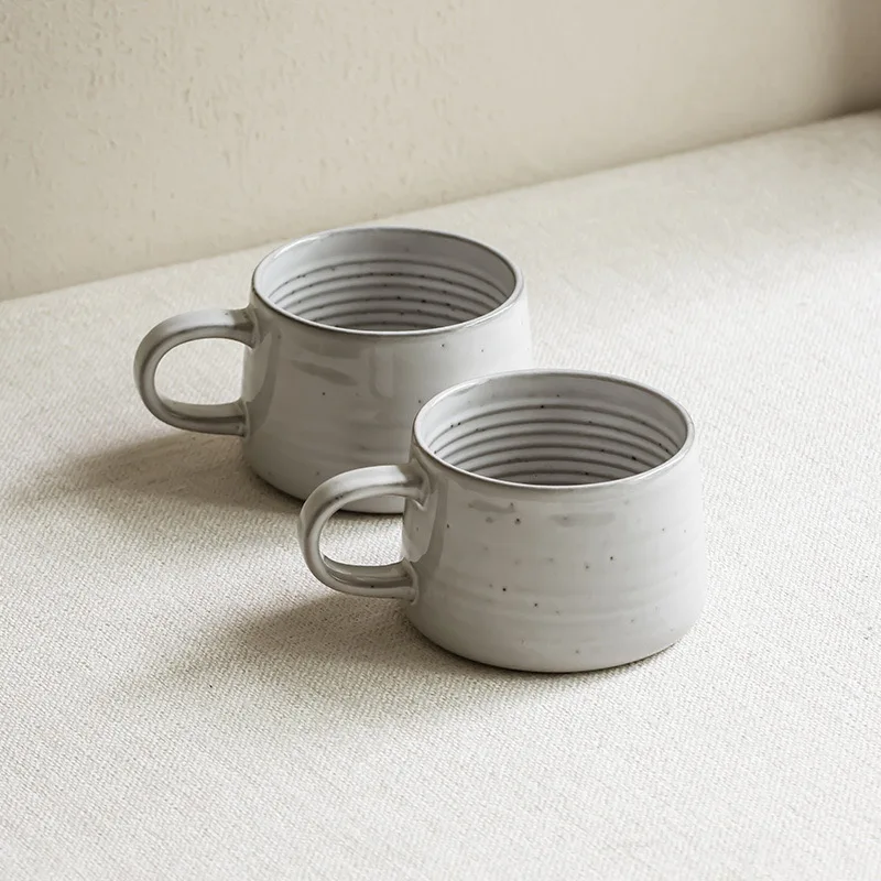 Пользовательские простой черный белый серый дизайн кофейная кружка 350 мл 14 унций Керамическая