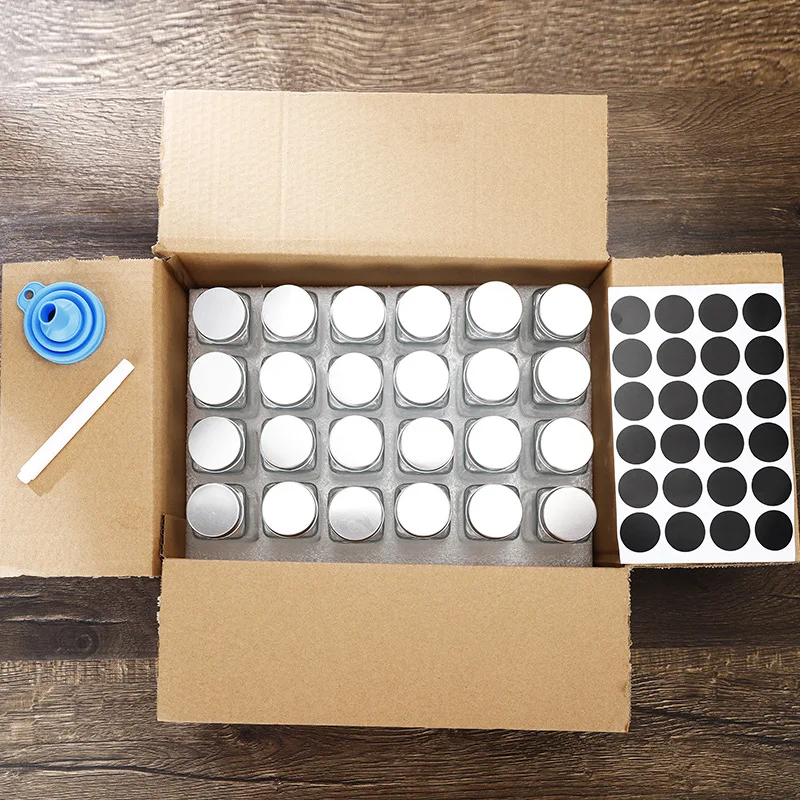 online hot sale Empty Square Pepper Glass Bottle 4oz 120ml Packaging Rectangle Spice Seasoning Jar With Shaker Screw Lid