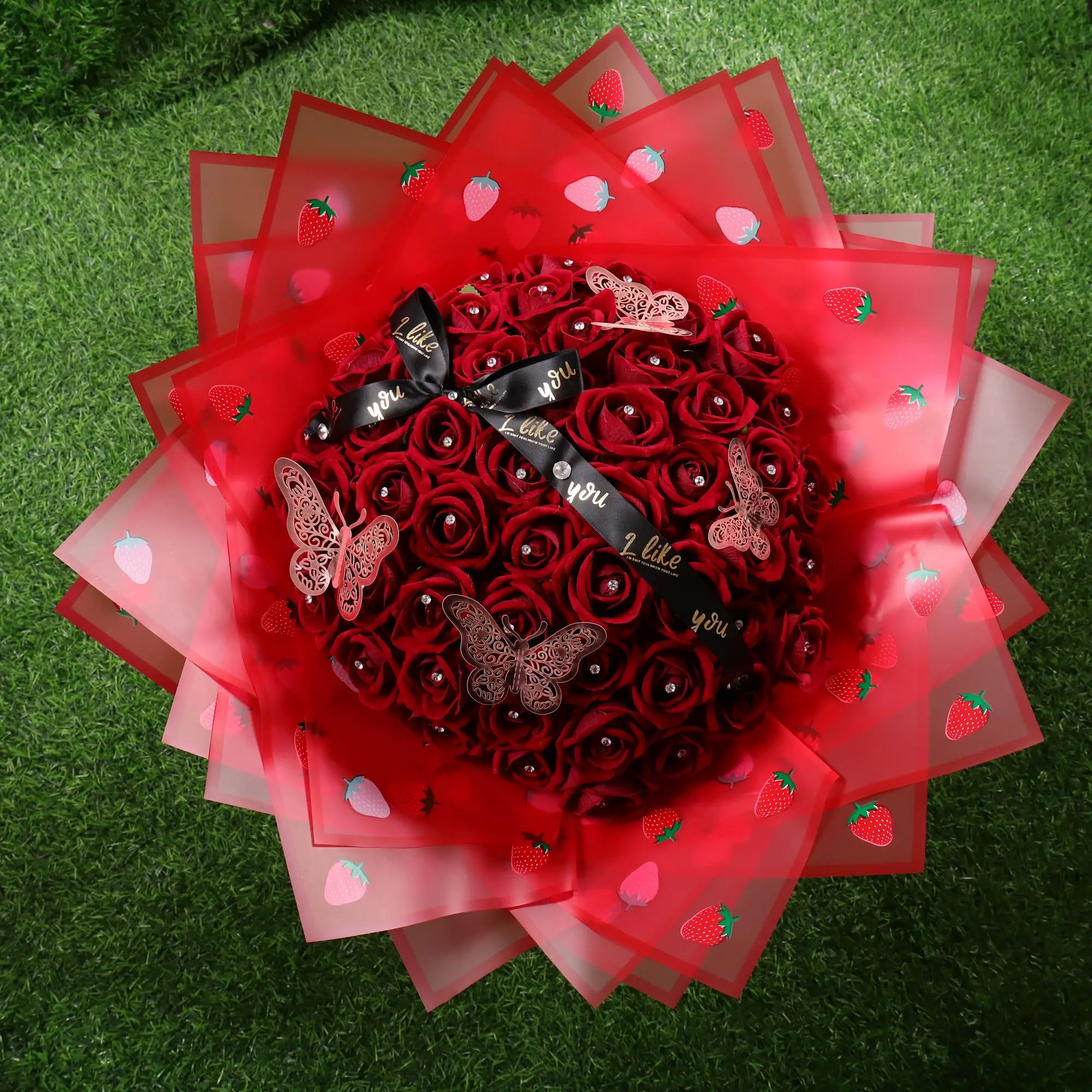 New Design 58*58cm Red Strawberry Design Flower Wrapping Paper Uncoated Pe Coating Wrapping Paper for Flower Shop