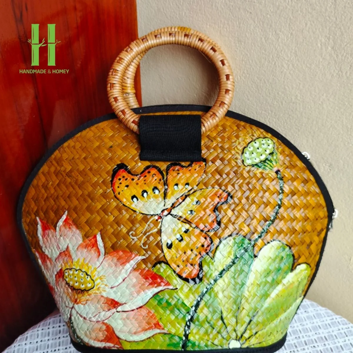 Hot Trending Summer Beach Vacation Straw Tote Bag OEM Fashion Straw Handbags for Women with Custom Leather Branded from Vietnam