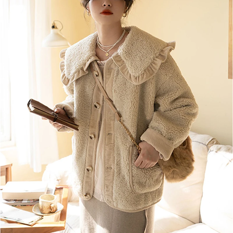 Fashion Winter Vintage Lamb Wool Coats Women Elegant Peter Pan Collar Jackets Women Button Down Pockets Solid Coats Ladies DE01