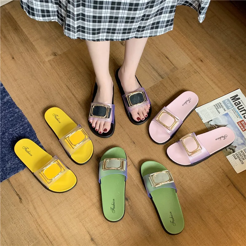 
Factory Supply Summer Fashion Cool Flat Platform Square Buckle Women Beach Slippers 