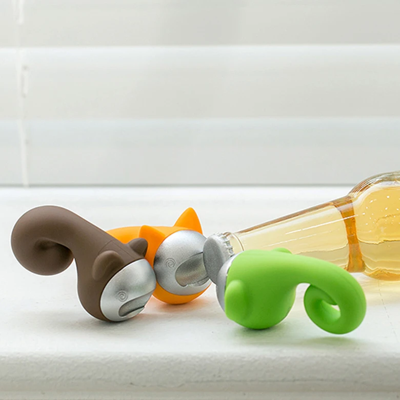 Stainless steel small animal tumbler beer bottle opener bottle opener creative beverage wine screwdriver beer bottle opener