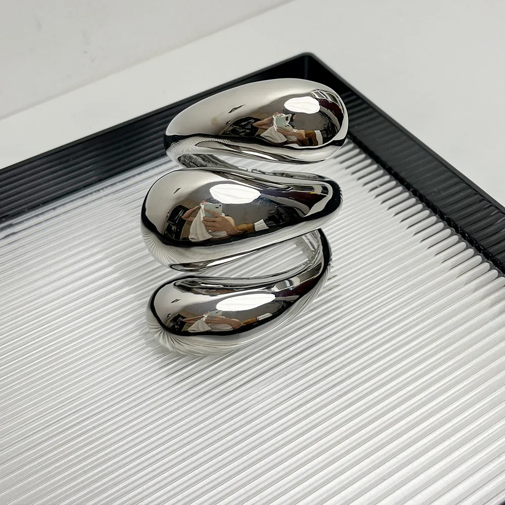 2024 Новое поступление модные дешевые оптовые дизайнерские Новые многослойные широкие браслеты в стиле панк большие массивные золотые