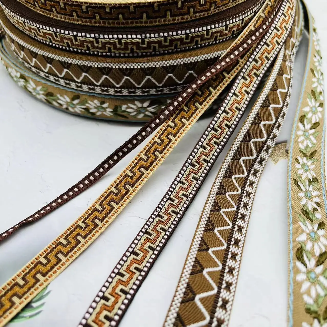 Hot Sale 2cm Ethnic Style Tape Polyester Classical Geometric Jacquard Webbing diy accessories webbing