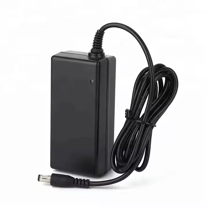 Universal UK Eu Ac Dc 4a 5a 24v 6a 15v 3a 1.5a 2.5a 19.5v  8a 19v 13v 2a 1a 0.5a 12v 10a Desktop Laptop Power Adapter