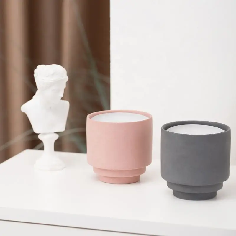 Custom Nordic Cylinder Small Luxury Decorative Matte Color Empty Geometric Ceramic Candle Vessel With Lid