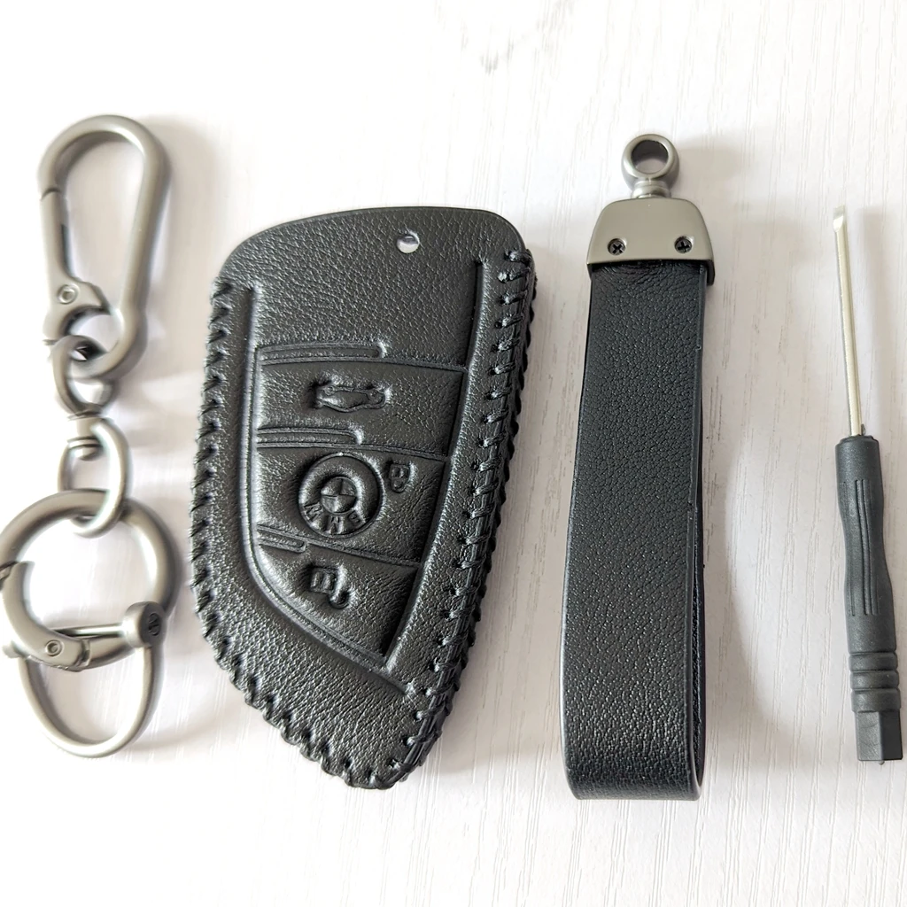 custom keychain sets for man for woman with  snap closure with genuine leather key case car key bag