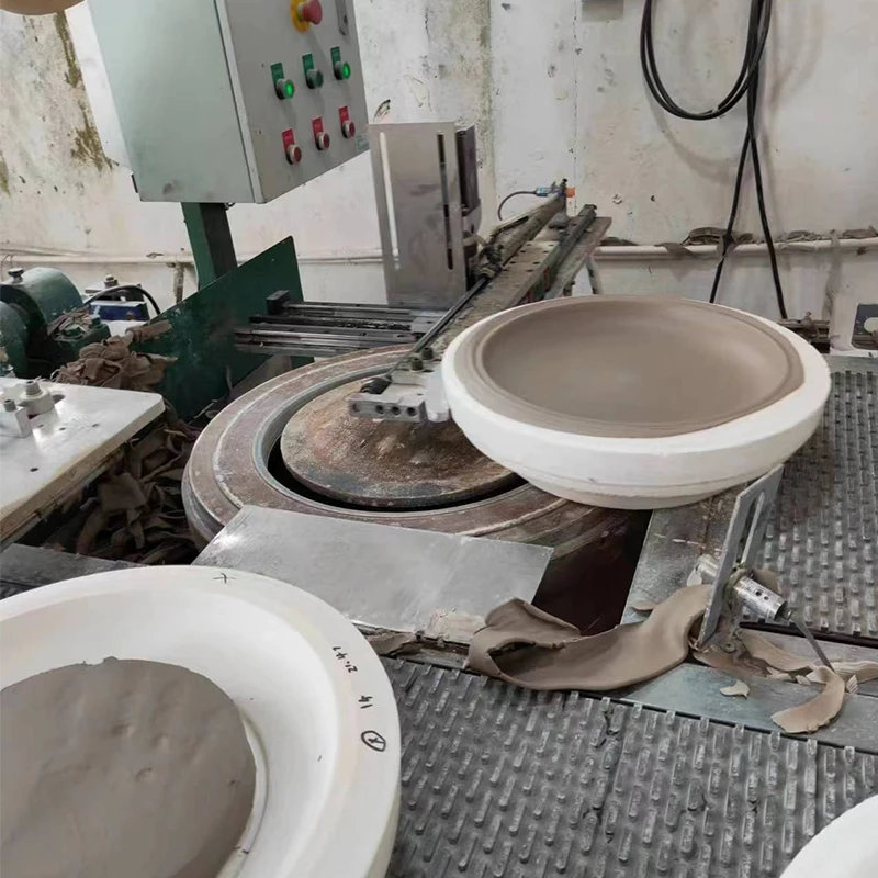 Multi-station Automatic Pottery Rolling Machines Ceramic Tableware Production Machinery