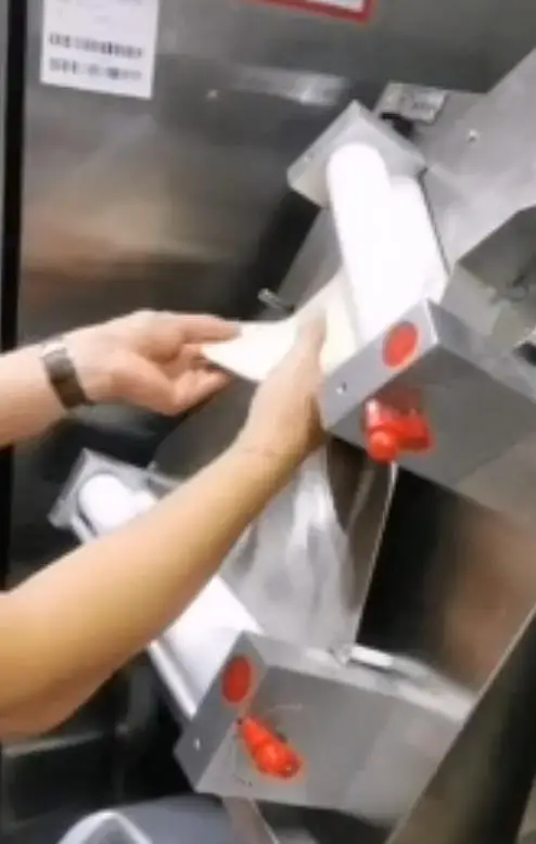 Chef Prosentials Electric 12-15inch automatic pizza somerset dough sheeter dough presser sheeter roller fondant roller sheeter