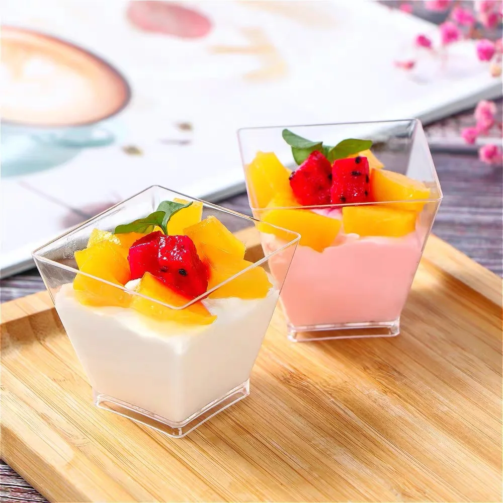 Mini Dessert Cups with Lids and Spoon Clear Dessert Shot Cups Dessert Plastic Cup for Appetizers