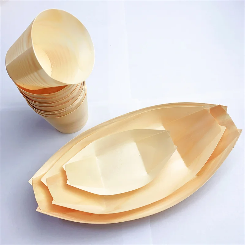 Eco-friendly disposable wooden-like plates, sturdy in structure, beautiful in appearance, with a boat-like design adding natural