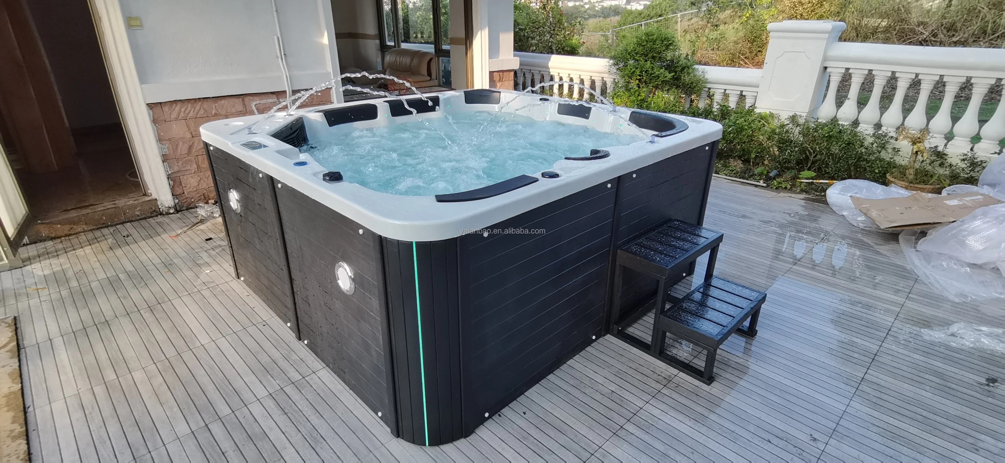 Custom 5 -7 Person Acrylic Bathtub whirlpool LED on the bottom outdoor Massage hot tub Spa