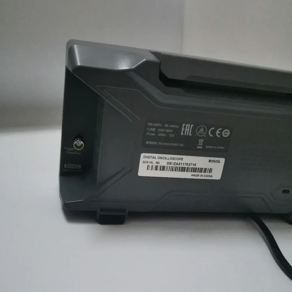 Осциллограф RIGOL DS1054Z 50 МГц 4 канала up tp 1GS/s 7 дюймов WVGA 12 МП 30 000 Вт