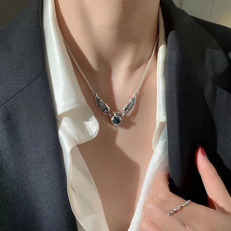 Vintage Distressed Aurora Love Crown Necklace Angel Demon Wings Pendant Necklace Zircon Geometric Heart Crown Necklaces