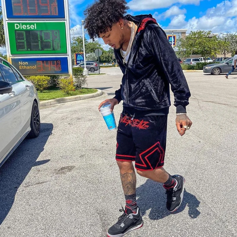 Wholesale Street Clothes Tapered Sweatsuit Slim Sports Tracksuit Retro Tracksuit