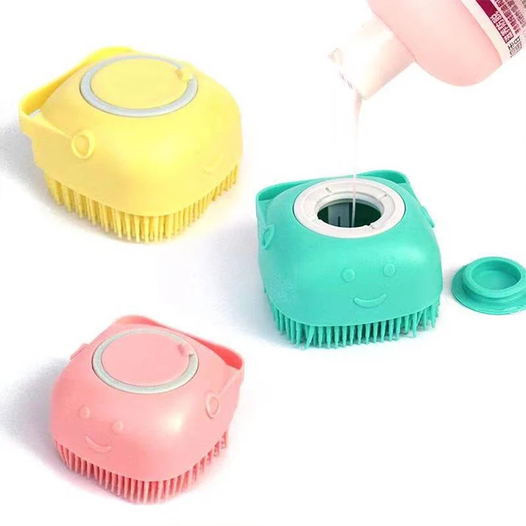 Factory Wholesale Pet Grooming Brush Silicone Pet Bath Brush Shampoo Dispenser Bath Massage Cat Dog Bath Brush with Soap