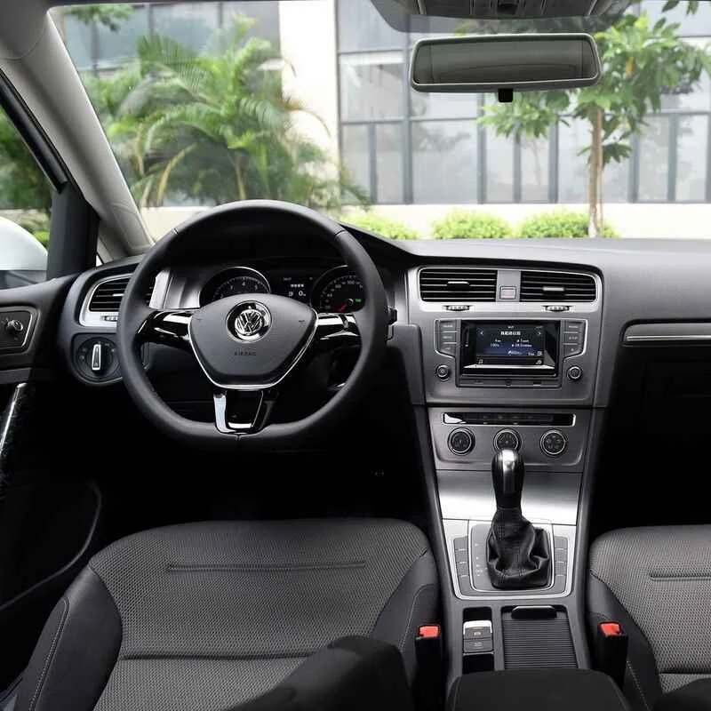 Hot Selling 2016 1.6L Automatic Comfort Golf Used Fuel Cars Second Hand Gasoline for commuting