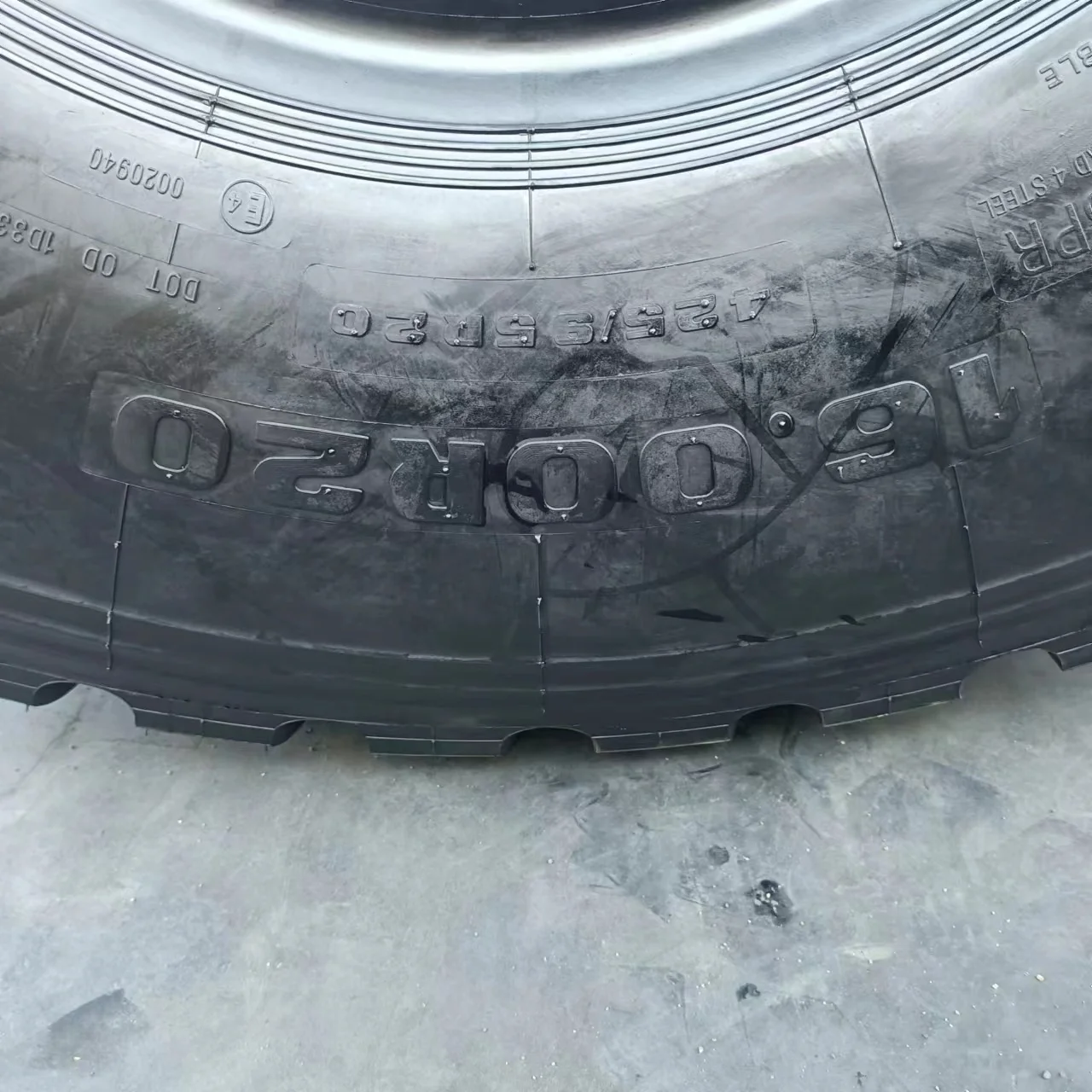 Factory Offer OTR Tyre grader tire 16.00R24 truck tires for sale16.00r20