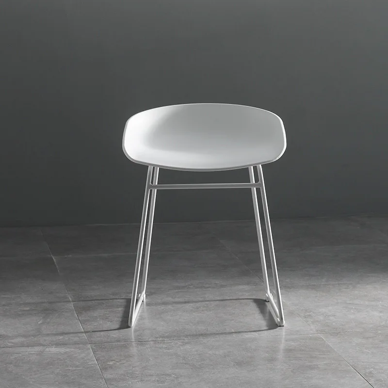 
High Quality Regal Tall Metal Frame Leather Cushion High Unique Bar Stool 