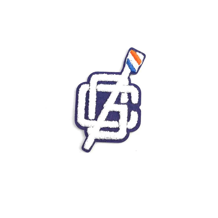 Custom Embroidered Colorful Embroidery Towel Chenille  Patches Applique, Bear Shape Felt Embroidered Patch