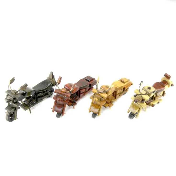 Деревянный игрушечный мотоцикл