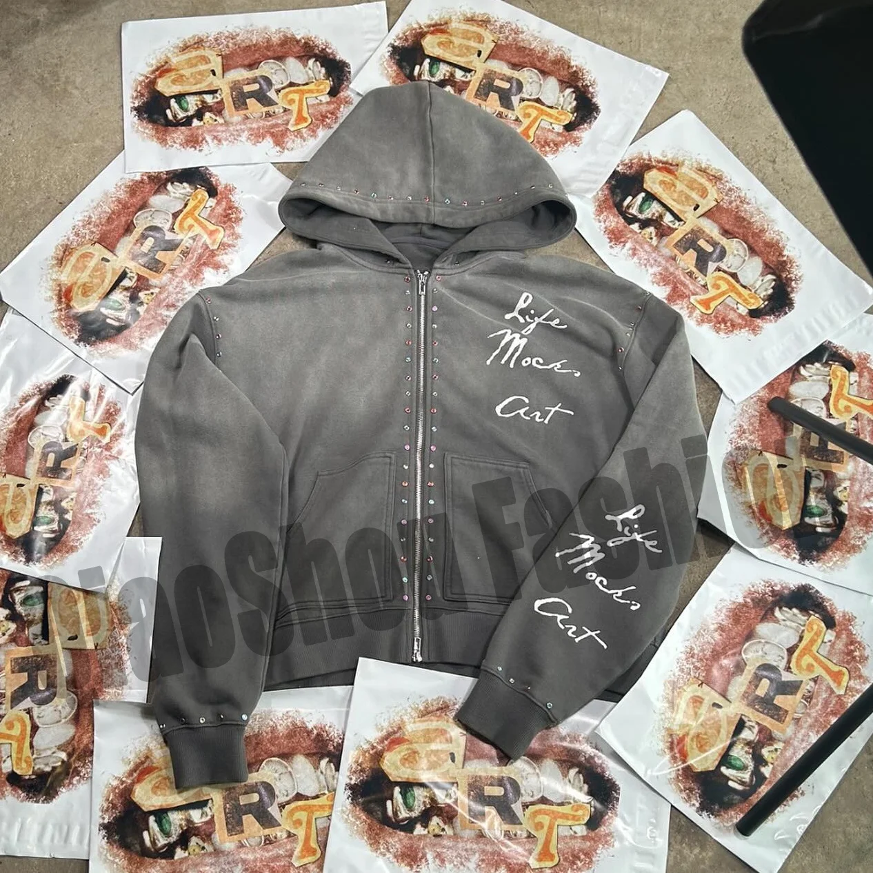 OEM 450 Gsm 100% French Terry Cotton Rhinestone Studs Sun Faded Acid Wash Screen Print Boxy Cropped Fit Zip Up Hoodie For Men