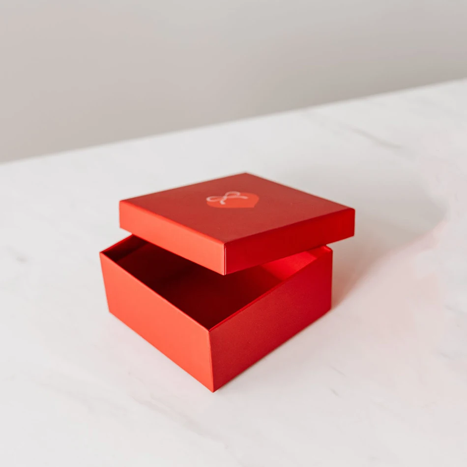 Factory Price Manual Taping Packaging Gift Box Mobile Phone Box Corner Pasting Machine for Rigid Boxes