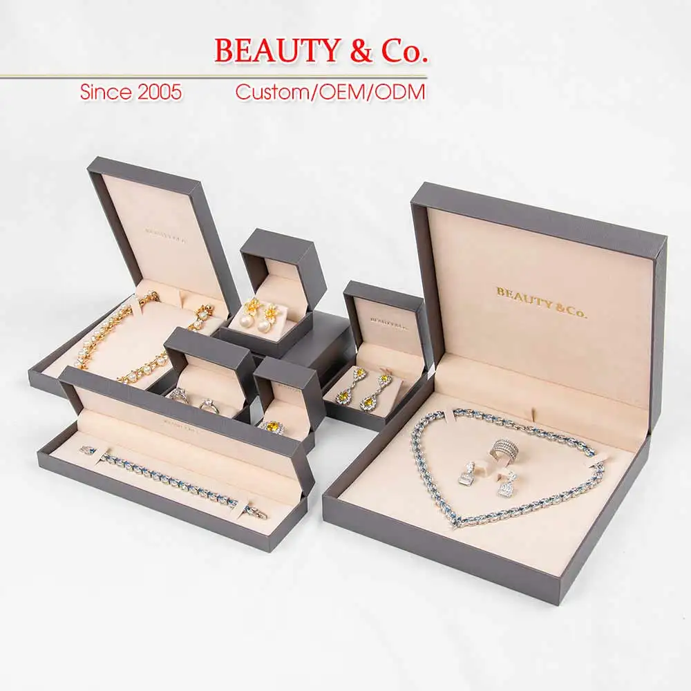 Promotion Kraft Bracelet Necklace Organizer Slim Handicraft Velvet Jewelry Travel For Ring Storage Case Jewellery Box Small