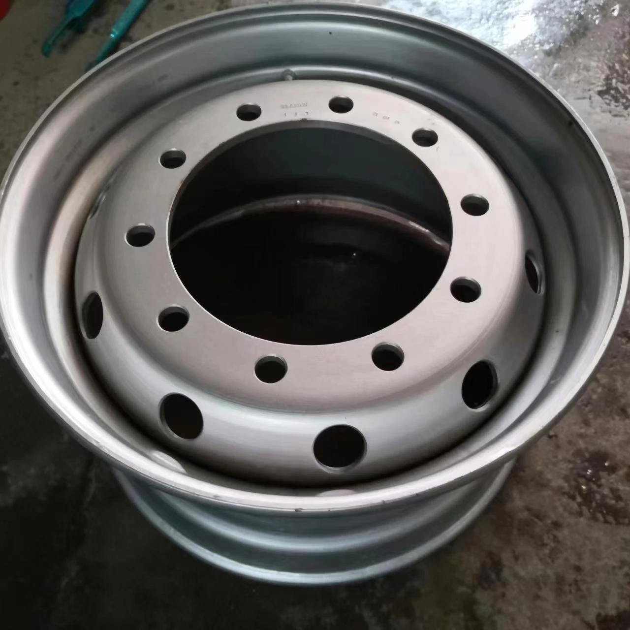 Tubeless Steel Trailer Wheel Rim 22.5*16.00