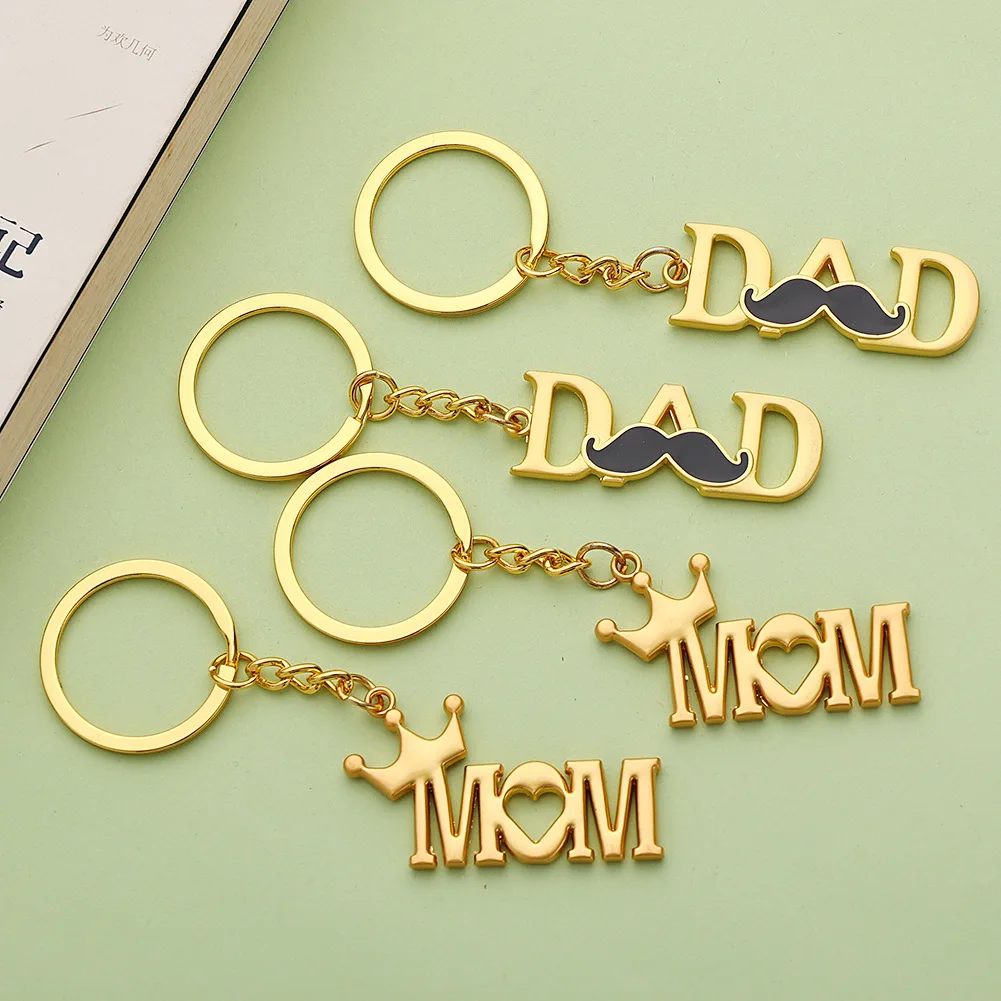 China Manufacturers Zinc Alloy Iron Metal Custom Personalized Soft Hard Enamel Keychains