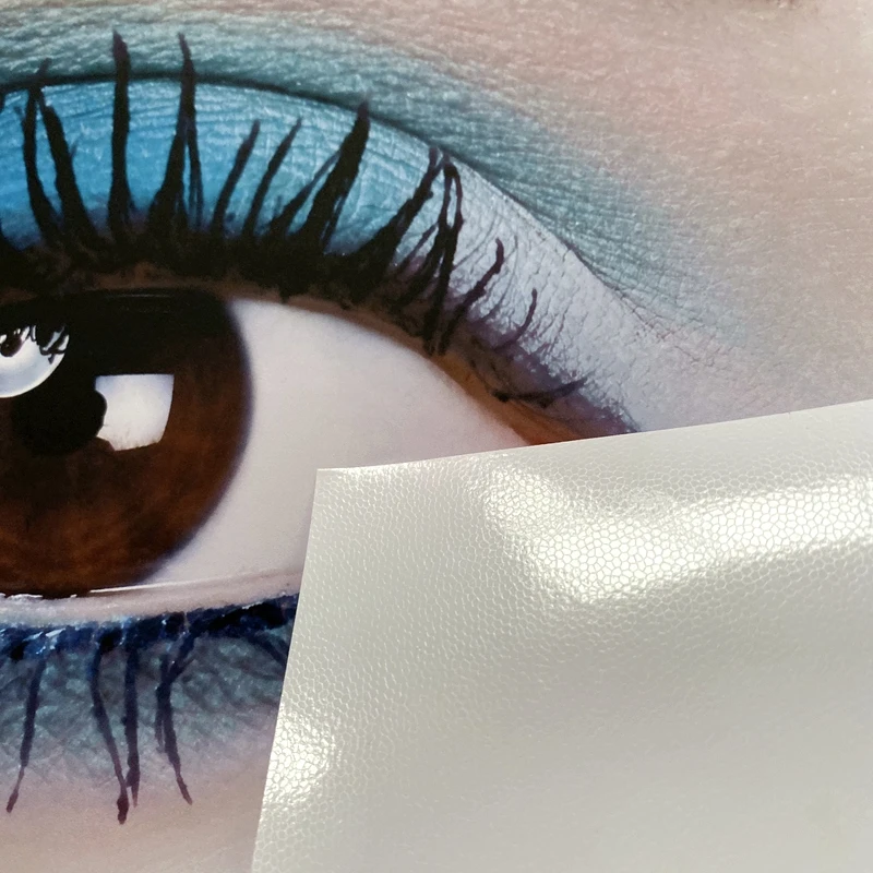 Hot Sale Bubble Free Solvent Adhesive PVC Vinyl  for Advertising Equipment Poster Materials
