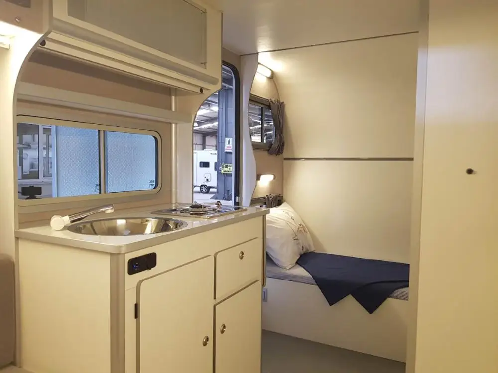 CARETTA UNCLE RV CAMPER 750 KG FAMILY CARAVAN